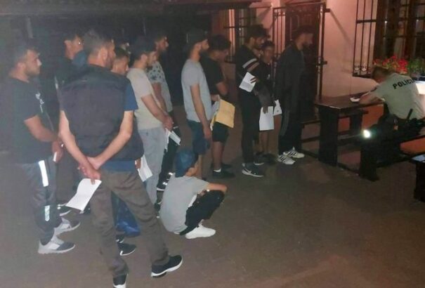 Szír migránsokat fogtak a vasúti rendőrök Pozsonyban