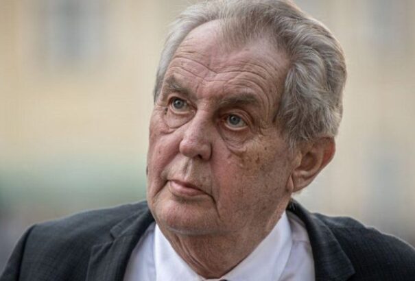 Miloš Zeman bíróság elé állítaná Vlagyimir Putyint