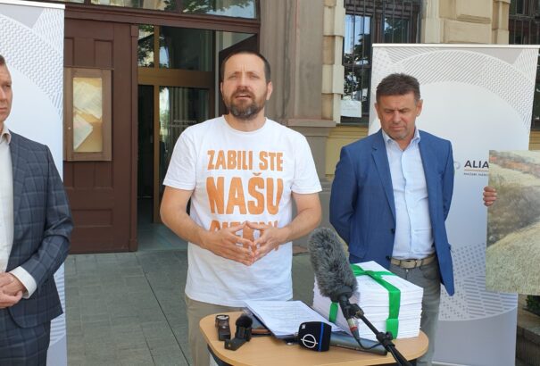 A hatáskörök tisztázásával és törvénymódosítással oldaná meg a Szövetség-Aliancia a Sajó ügyét