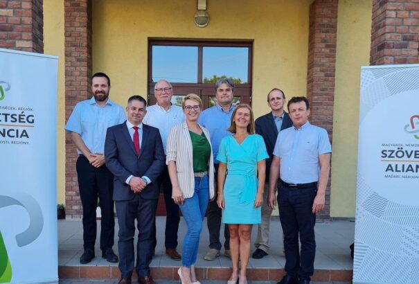 Komáromi járás: Ismertek a Szövetség-Aliancia megyei képviselőjelöltjei