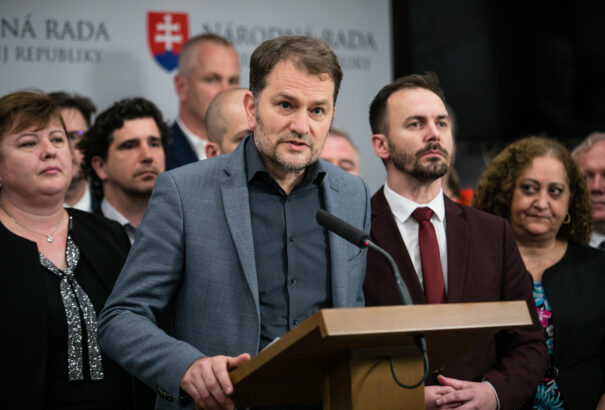 Matovič élesen elítélte, hogy az SaS és a sajtó Pellegrinit mosdatja