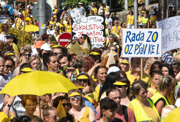 Az államfő szerint jogos a tanárok magasabb bérigénye