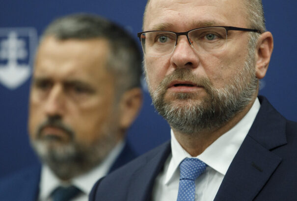 Sulík reagált a Slovnaftra: Nem tudtuk érvényre juttatni a hároméves átmeneti időszakot