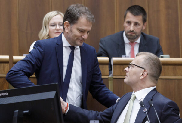 Az elnöki vétó megtörése után megint a széthullás határán táncol a koalíció