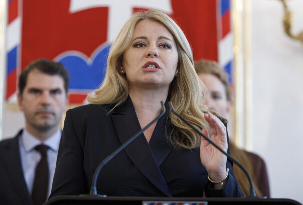 A vasárnapi politikai vitaműsorok résztvevői és témái