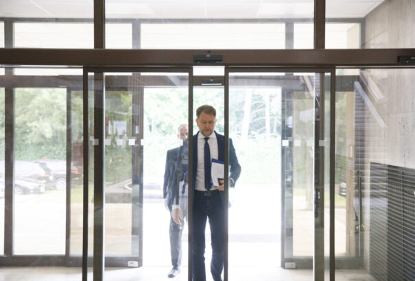 Matovič bízik az elnöki vétó megtörésében. Gröhlinget az „alkohol és vagyonosok” miniszterének nevezte