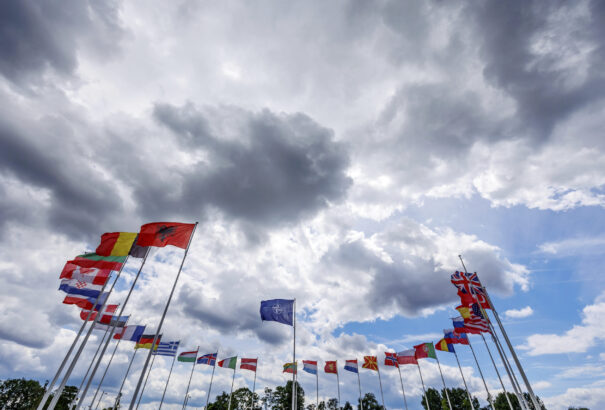 A bolgárok közel 40 százaléka kiléptetné hazáját a NATO-ból