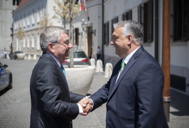 Orbán Viktor a Nemzetközi Olimpiai Bizottság elnökével tárgyalt