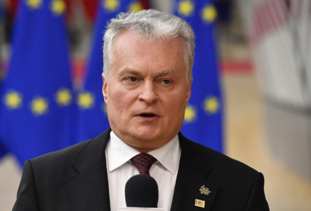 A litván elnök megköszönte Orbán Viktornak, hogy kiállt az olajembargó ellen