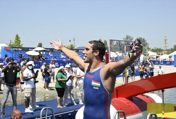 Vizes vb: Gálicz Péter bronzérmes 25 km-es nyílt vízi úszásban