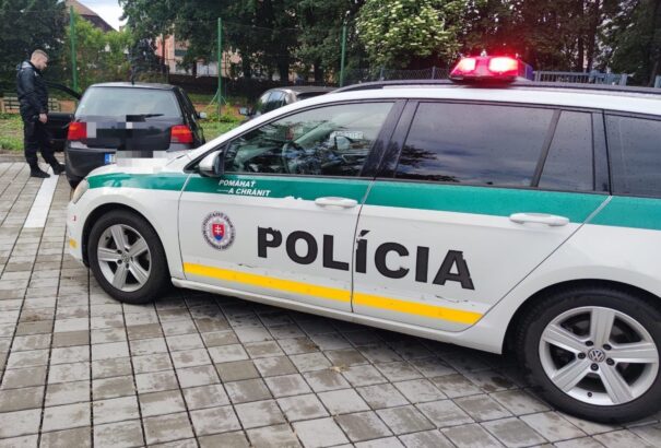 Nyitrán lekapcsoltak egy férfit, aki 20 évig jogosítvány nélkül vezetett