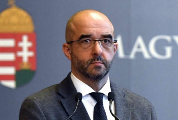 Kovács Zoltán a CNN-nek: nincs kézzelfogható biztonságos alternatívája az orosz olajszállítmányoknak