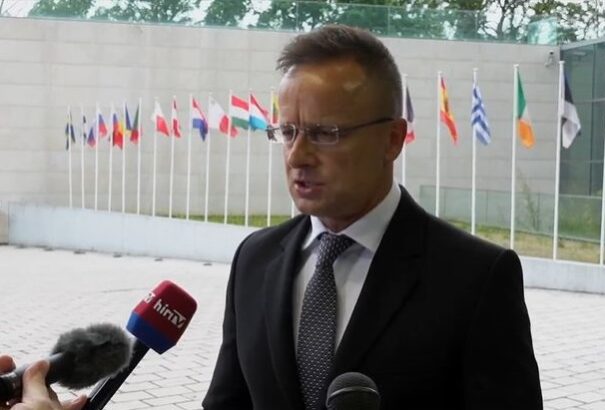 Szijjártó: Magyarország még csak tárgyalni sem hajlandó az esetleges gázembargóról