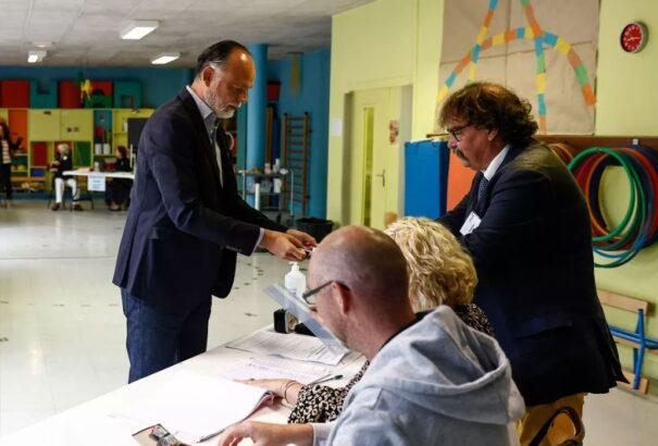 Francia választások – Megkezdődött a második forduló