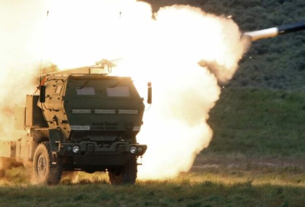 Újabb HIMARS rakétatüzérséget kapnak az ukránok Washingtontól