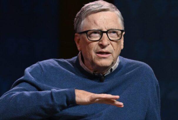 Bill Gates visszavonul – vagyonát jótékonysági célokra ajánlja fel