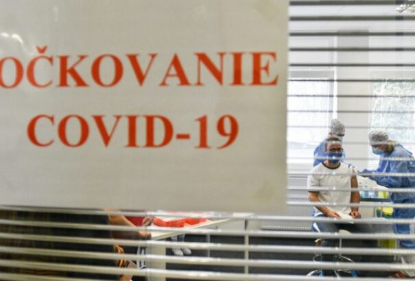 SAV: Az ellenőrzött mRNS-vakcinák csak engedélyezett összetevőket tartalmaznak