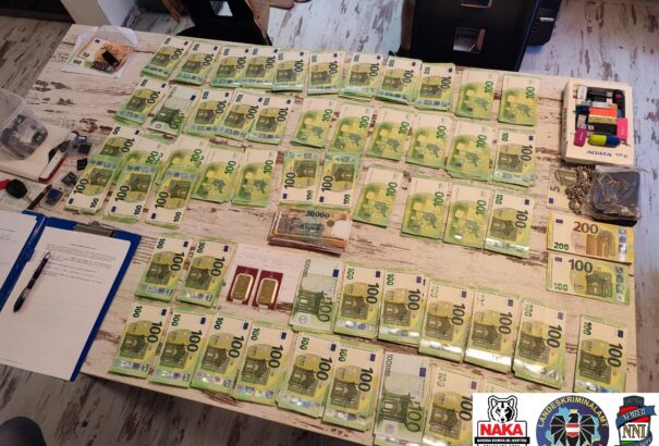 Egy nemzetközi kábítószer-ellenes akció során a Slovan biztonsági vezetője és testvére is bilincsben végezte