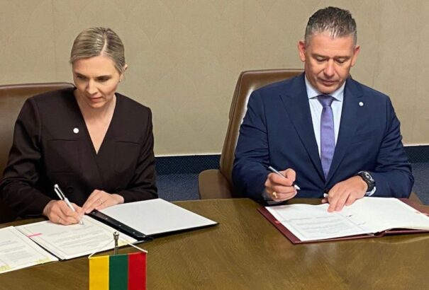 Mikulec megállapodást írt alá a litván rendőrök Szlovákiába történő kiküldéséről