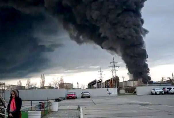 Zelenszkij elítélte az Ogyessza elleni orosz csapást, az oroszok szerint sikerült megsemmisíteniük egy ukrán hadihajót