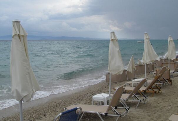 Görögország: 19 órán keresztül hánykódott a tengeren az eltűnt turista, mire megtalálták