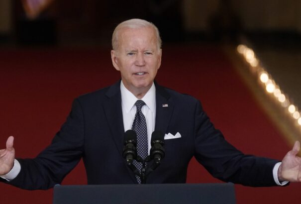 Történelmi mélyponton Biden támogatottsága – még a sajátjai között is