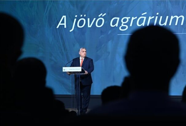 Orbán: együtt sikerülhet meghosszabbítani a jó éveket