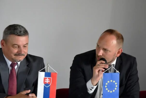 A Szövetség-Aliancia nem támogatja Jozef Viskupič újraválasztását Nagyszombat megyében. Saját jelöltet állít