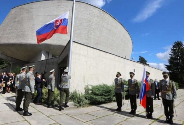 A nagyérdemű is megjelenhet a szlovák nemzeti felkelés központi ünnepségén
