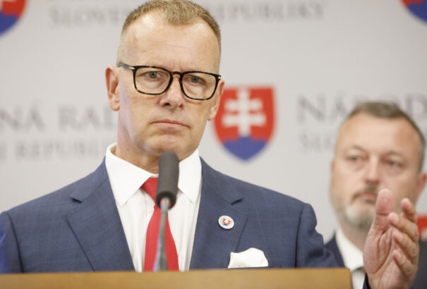 Új tagokkal bővül a Sme rodina parlamenti frakciója