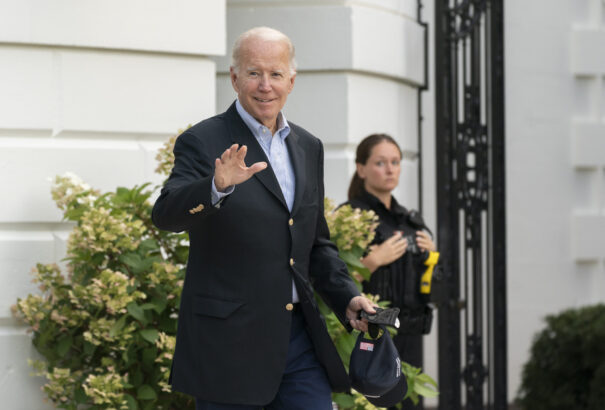 Biden második koronavírus-tesztje is negatív lett, így befejezhette a karantént