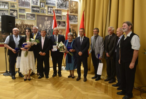 Augusztus 20. – Potápi: meg kell védeni a nemzetet