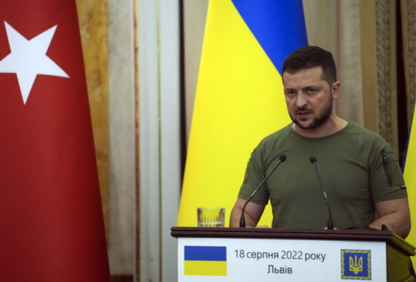 Zelenszkij: Megszakadnak a tárgyalások, ha Moszkva újabb kirakatpert rendez