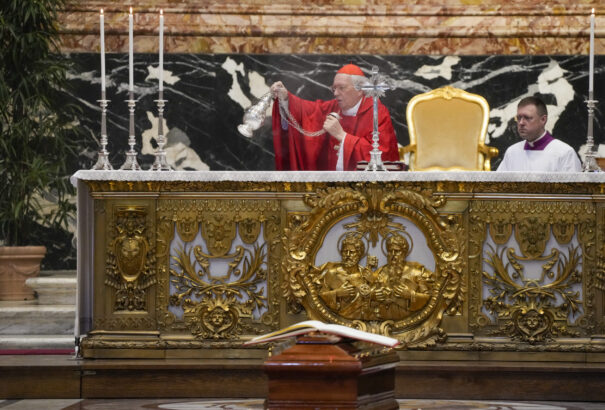 A Vatikánban elbúcsúztak Tomko bíborostól, maradványai már megérkeztek Pozsonyba