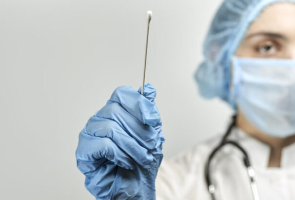 Koronavírus Szlovákiában: kedden 409 koronavírusos beteget azonosítottak, 5 beteg elhunyt