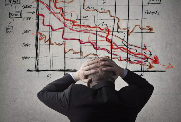 Elemzés: „A válság az új normalitás” – Itt a recesszió, de a munkanélküliségi spirált Európa talán elkerülheti