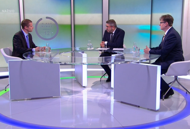 A vasárnapi politikai vitaműsorok programja