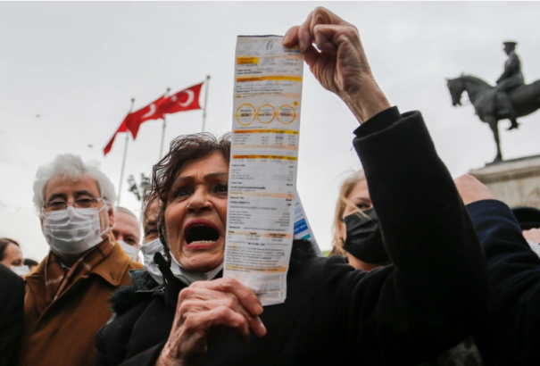 Az európai megélhetési válság társadalmi nyugtalanságokat, tüntetéseket, akár zavargásokat vetít előre