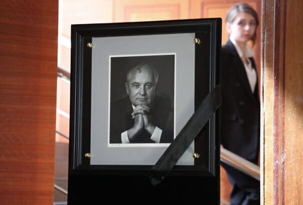 Orbán Viktor részt vesz Mihail Gorbacsov búcsúztatásán