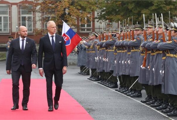 Szlovák-magyar védelmi miniszteri találkozó: Naď bővíteni szeretné a két ország védelmi együttműködését