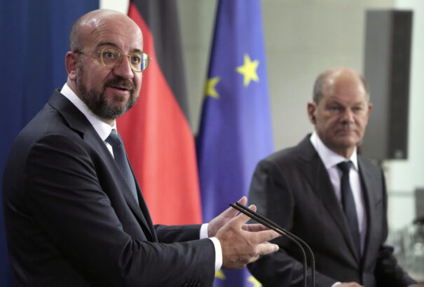 Brüsszel nem mondott le az orosz gáz kvázi szankcionálásáról, már dolgoznak egy nagyobb, átfogó csomagon