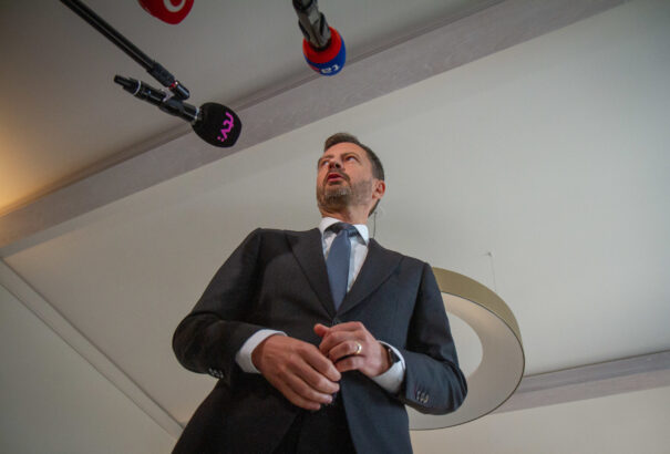 Heger leadta az államfőnek az új miniszterek neveit