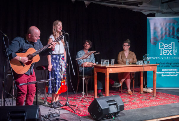 Nemzetközi sztárírók és a hazai kulturális élet legjava a 2022-es irodalmi fesztiválon