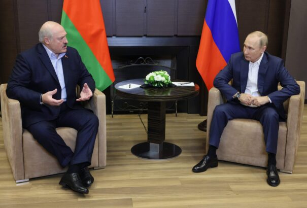 Putyin: Európának tisztelnie kell Moszkvát és Minszket