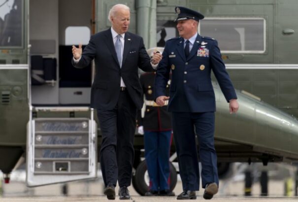 Az Egyesült Államok újabb, több mint egymilliárd dolláros katonai segélyt nyújt Ukrajnának