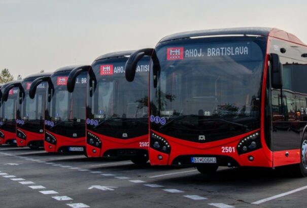 Forgalomba állnak a Pozsonyi Közlekedési Vállalat legújabb autóbuszai