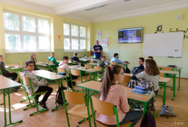 Branislav Gröhling: A költségvetés nem számol az oktatás fejlesztésével