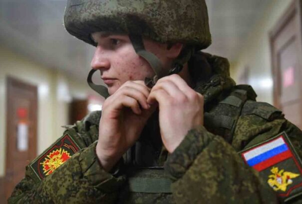 2000 mozgósított katonát küldtek az oroszok Herszonba