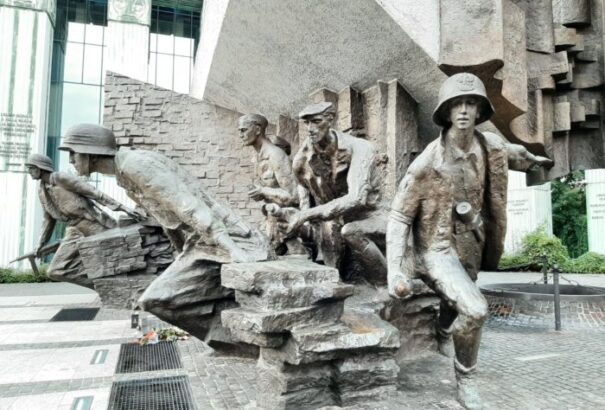 78 évvel ezelőtt ért véget a varsói felkelés