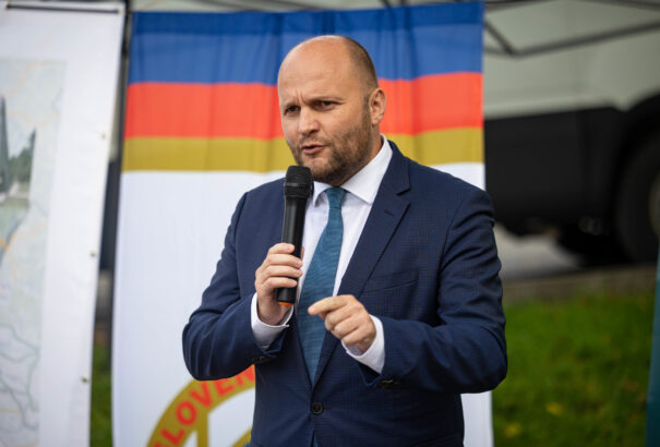 Folynak a tárgyalások a szlovák MiG-ekről, úgy tűnik, nem ajándékként kapnák meg az ukránok